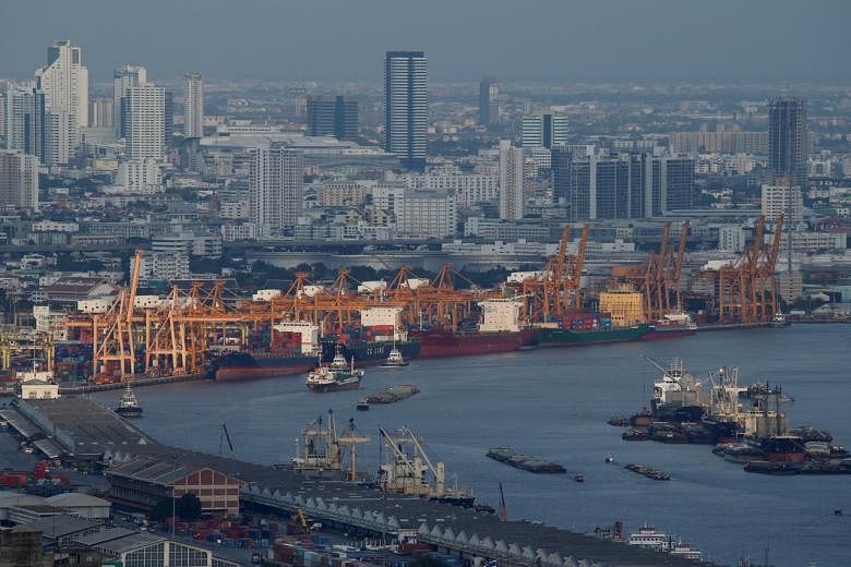 Asia Tenggara mungkin akan segera membutuhkan ‘Rencana B’ untuk menghadapi inflasi yang rendah: S&P Global Ratings