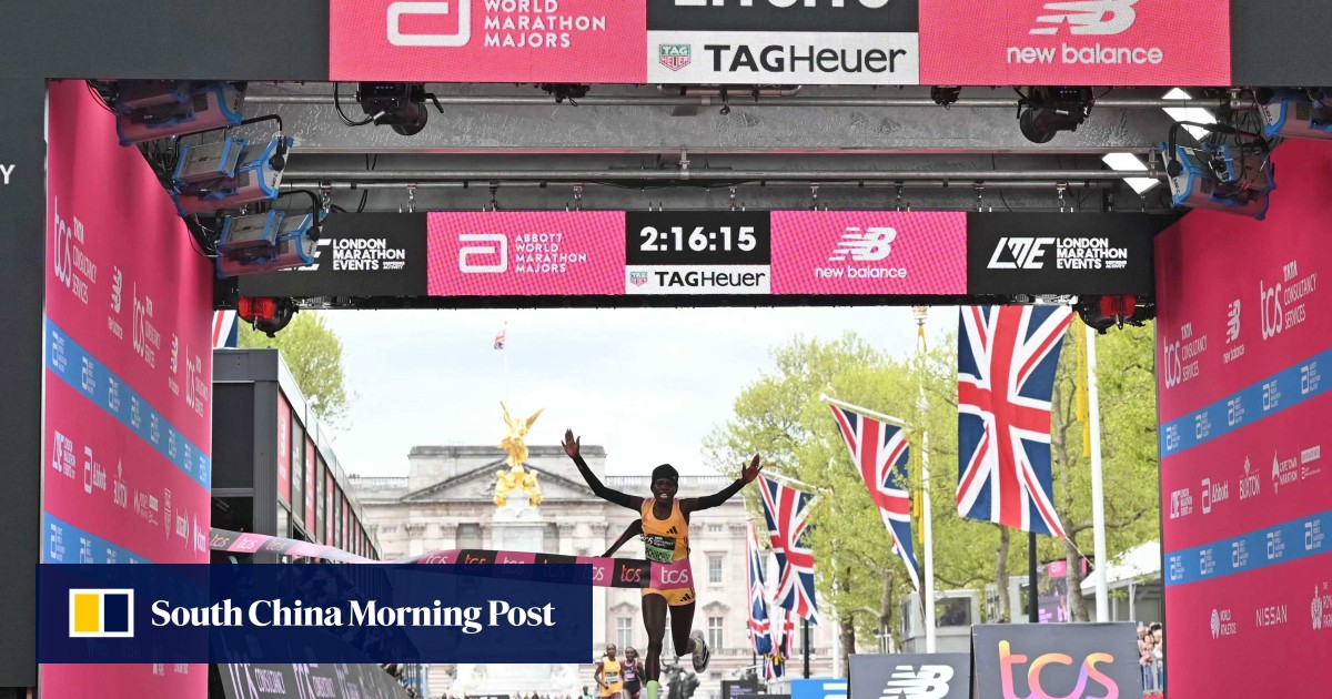 London Marathon: Jepchirchir mencetak rekor dunia wanita, kemenangan Munyao menjadikannya ganda Kenya