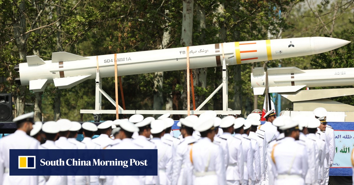 Strategi militer AS diuji ketika perang bayangan Iran-Israel menjadi lebih langsung